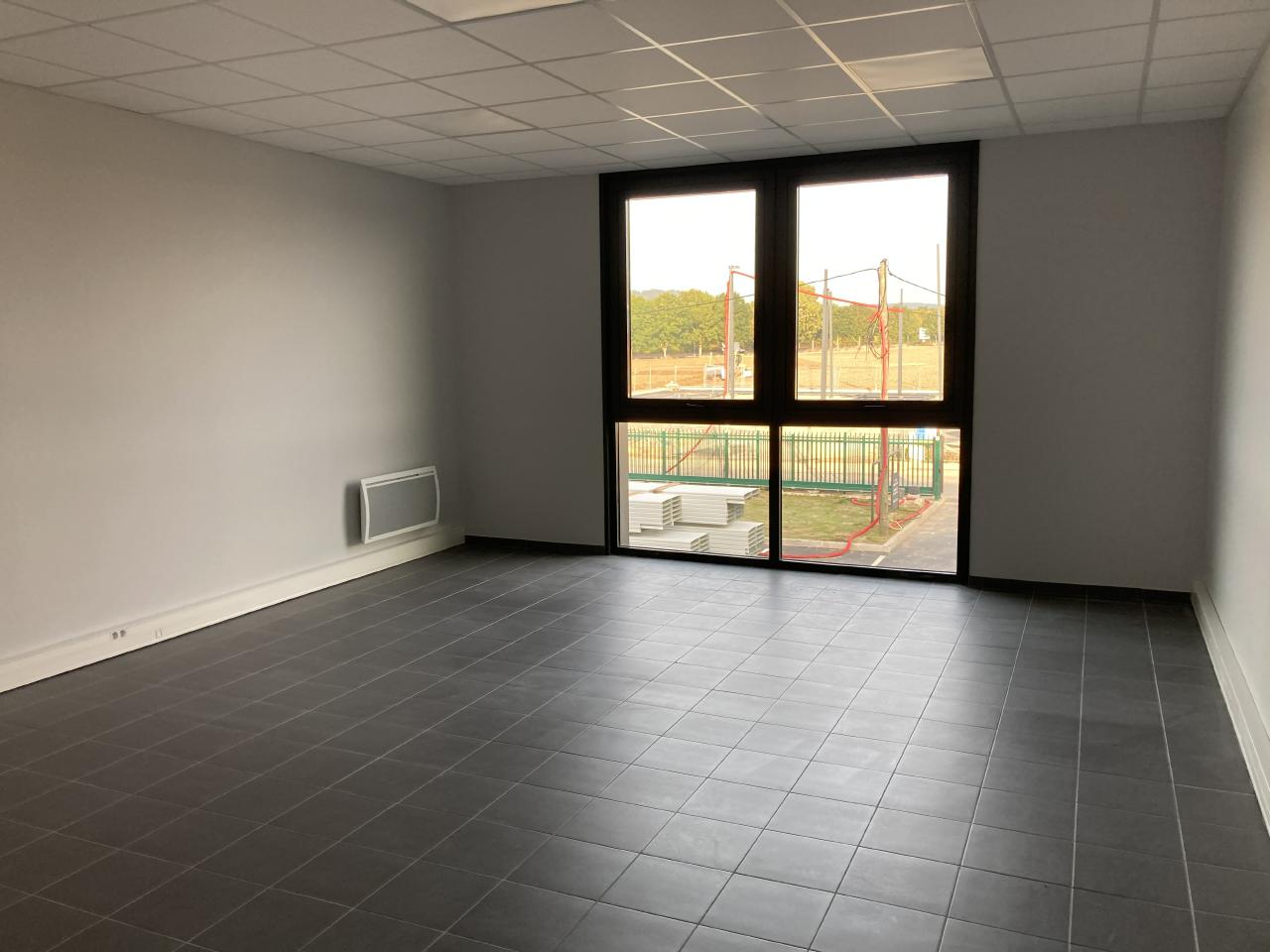 Local d'activité Champagne-sur-Oise 1118m² Location local d'activité Champagne-sur-Oise Val-d'Oise OLACT2205521 7